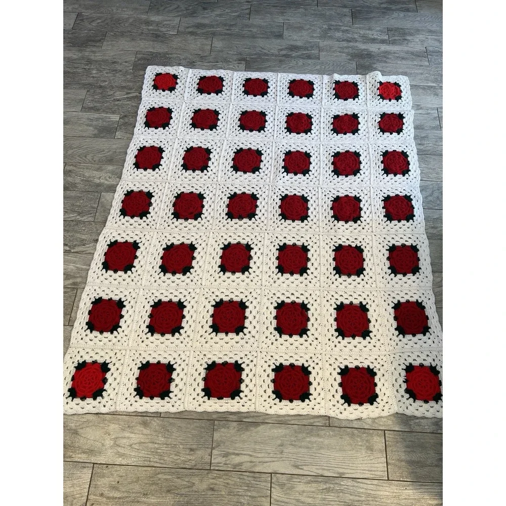 Granny Square‎ Afghan Quilt Blanket 3D Rose Handmade Floral Vintage Cottage core